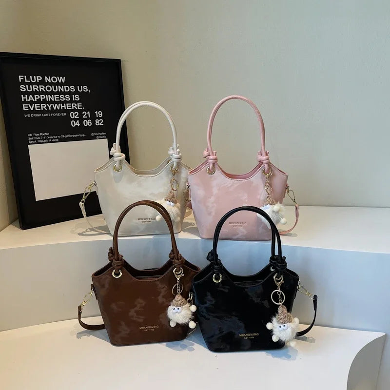 2025 New Sweet Style Zipper PU Square Women's Shoulder Crossbody Bag Solid Color Popular Commuting Fashion Small Square Bag