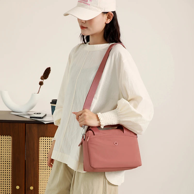 Lightweight Women's Tote Bag Casual Design Women's Shoulder Bag Oxford Fabric Travel & Outings Multi-Functional Handbag