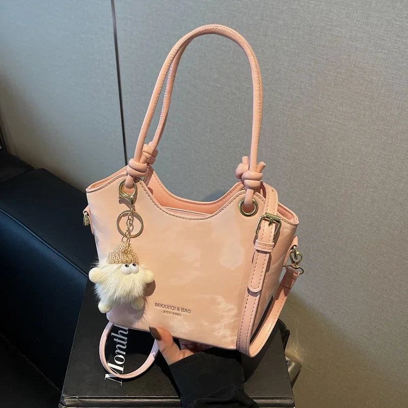2025 New Sweet Style Zipper PU Square Women's Shoulder Crossbody Bag Solid Color Popular Commuting Fashion Small Square Bag
